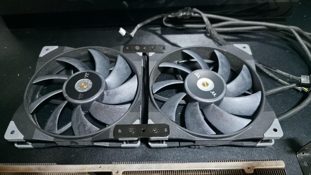 【完動品】ZOTAC RTX4090 TRINITY OC カスタムファン付き