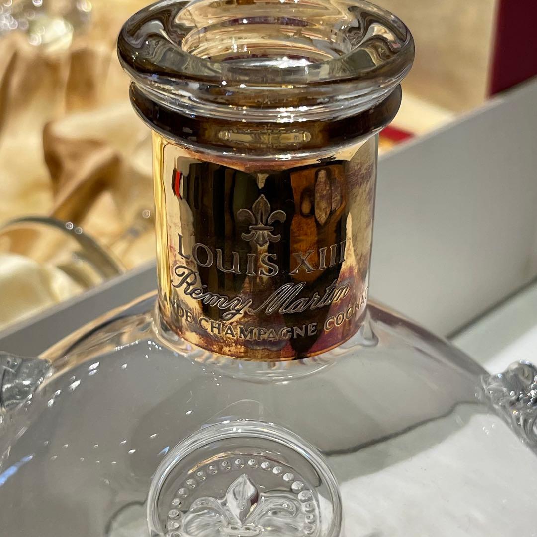 ②Baccarat レミーマルタン ルイ13世 グラス　空瓶 バカラ　箱入り