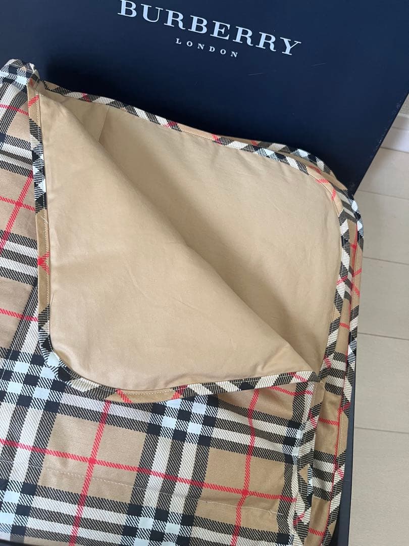 バーバリー ノバチェックハーフブランケット 膝掛け