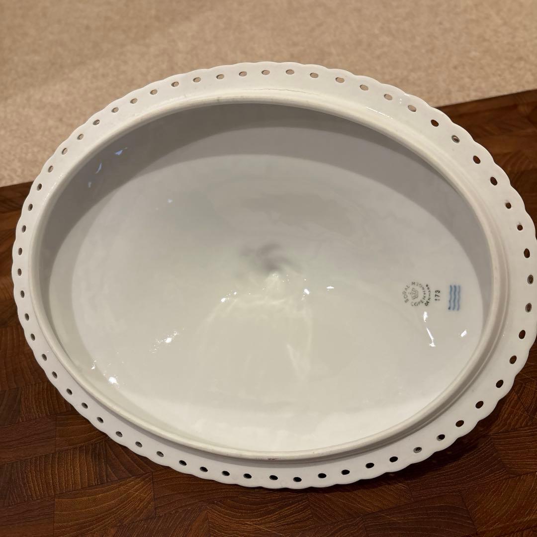 ［ロイヤルコペンハーゲン］ホワイトフルーテッドフルレース　スープチューリン