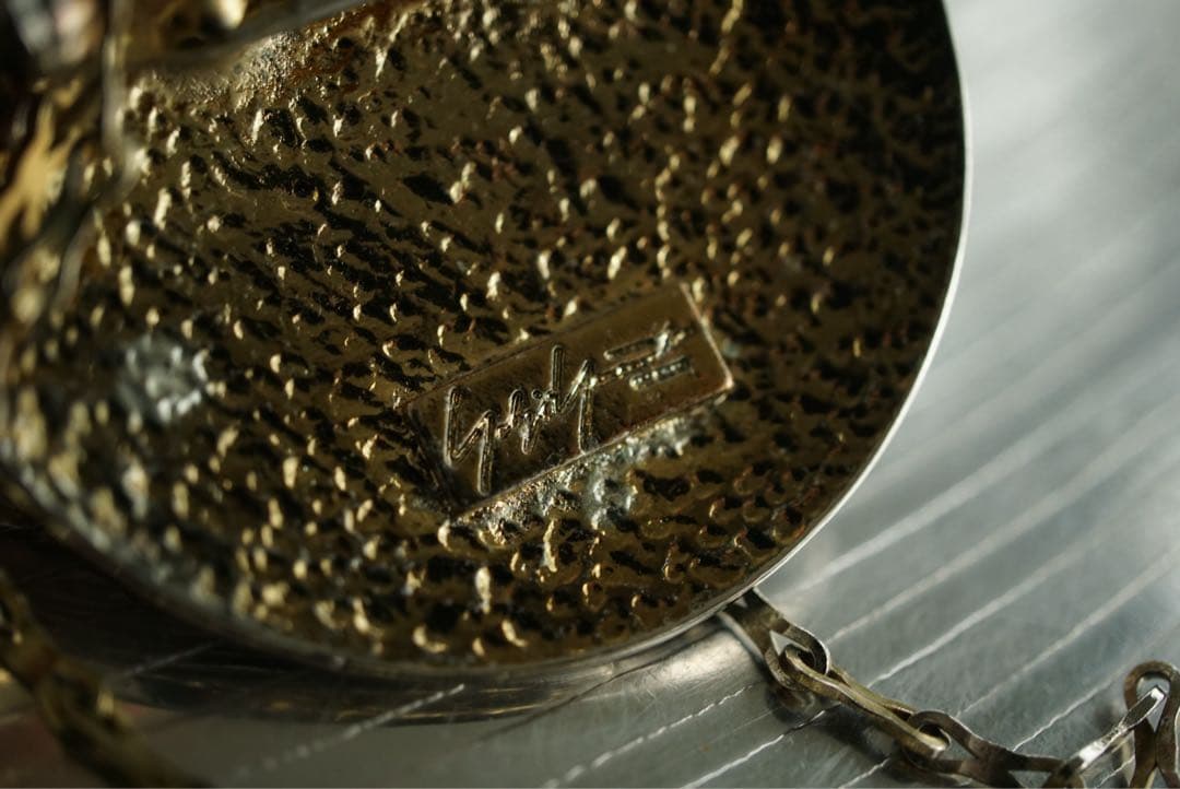 ヨウジヤマモト プールオム 千手観音 山本耀司 ブローチ ゴールド ビンテージ