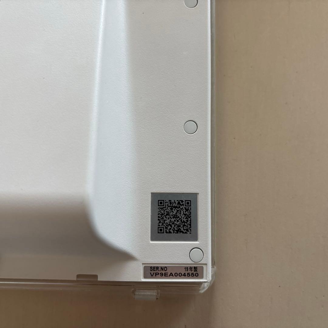 Panasonic プライベートビエラ　ポータブルテレビ UN-10CE9