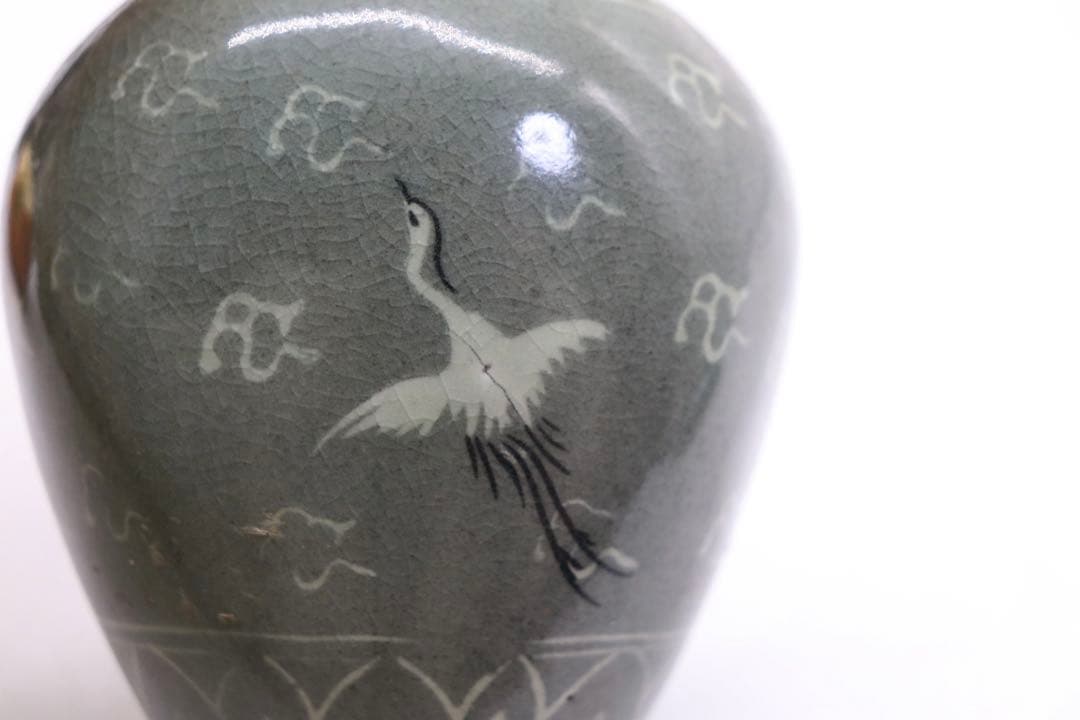 朝鮮青磁　象嵌　鶴紋瓶　李朝　送料込み260104