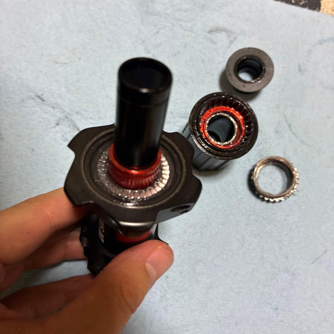 Dt Swiss 240 ハブ　ロード24h ストレートプル