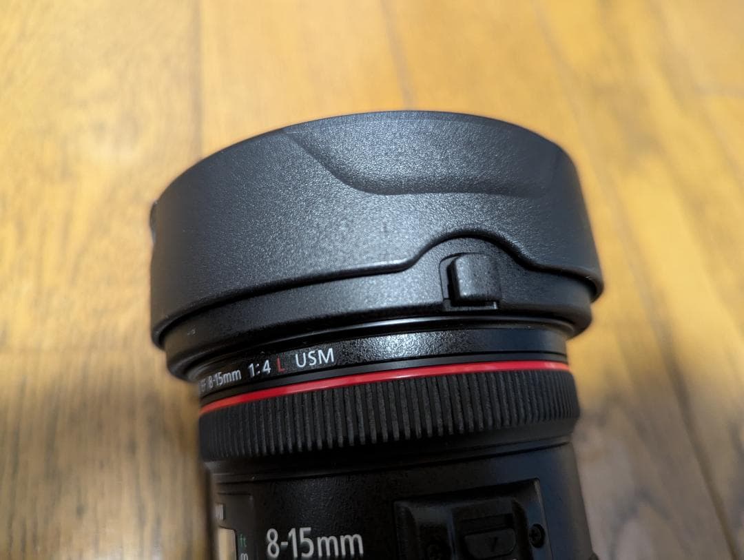 Canon EF8-15mm F4L フィッシュアイ USM Fisheye