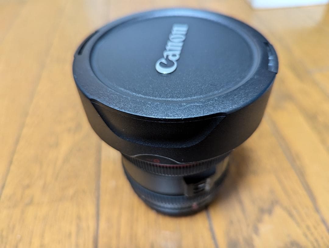 Canon EF8-15mm F4L フィッシュアイ USM Fisheye