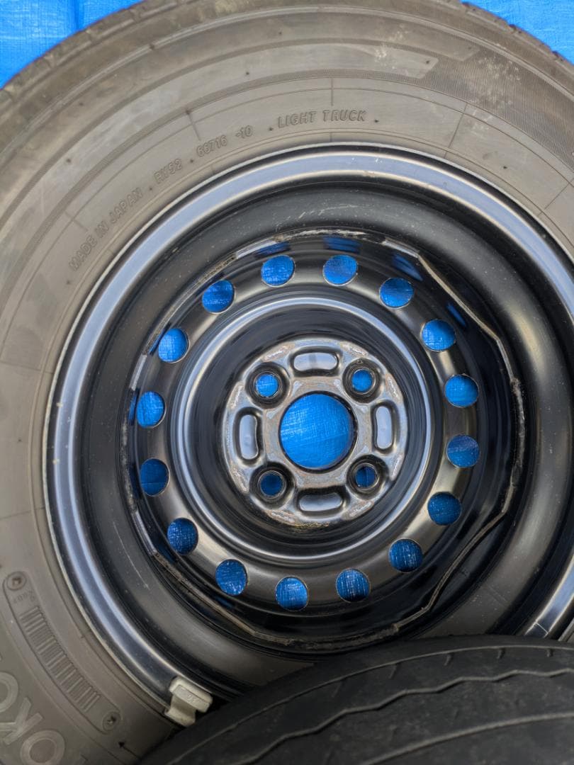 出品①★ハイゼット/サンバー　145R12★　※注意！4本セットの内２本のみ