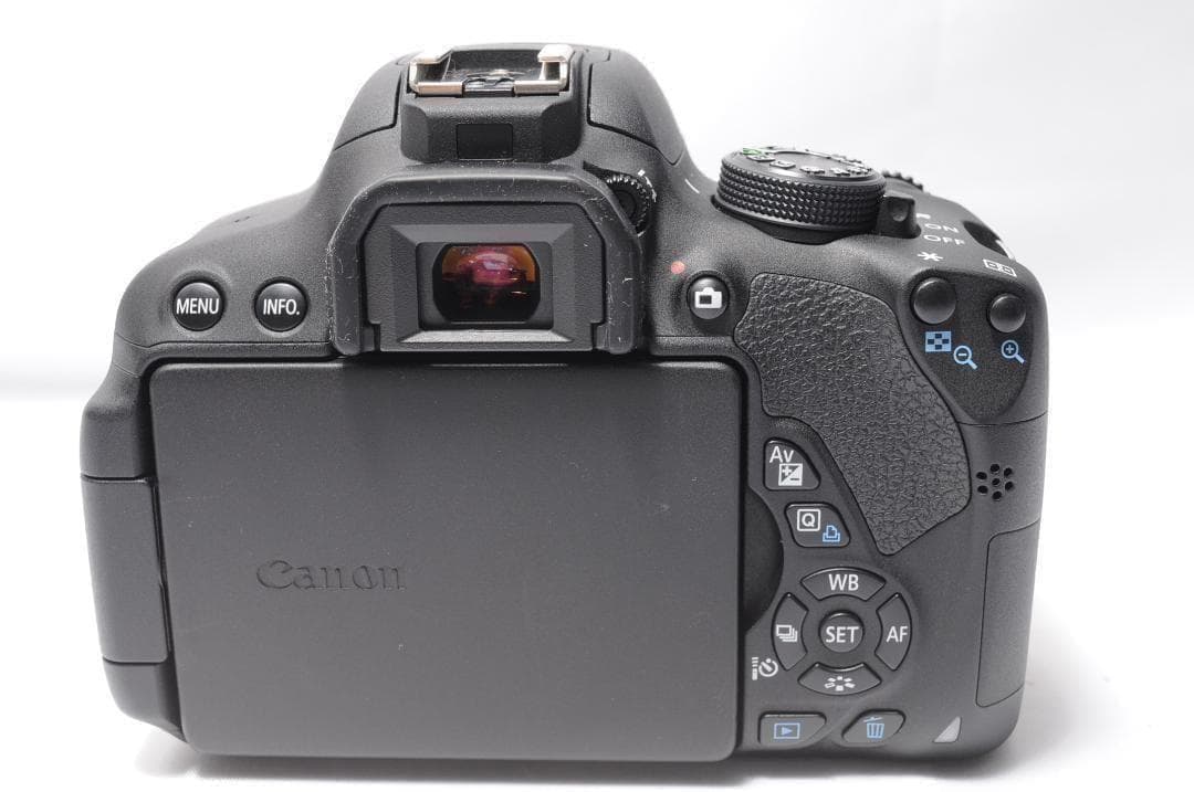 ✨Canon Kiss X7i✨ショット数少❣️スマホ転送❣️自撮り❣️扱い易い❣️美品