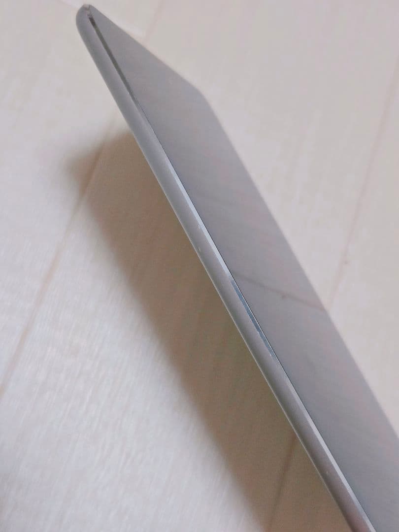 Apple iPadmini4 128GB シルバー WiFiモデル 本体