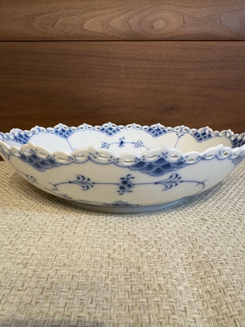 【お値下げ】ロイヤルコペンハーゲン フルーテッド フルレース 28cm ボウル