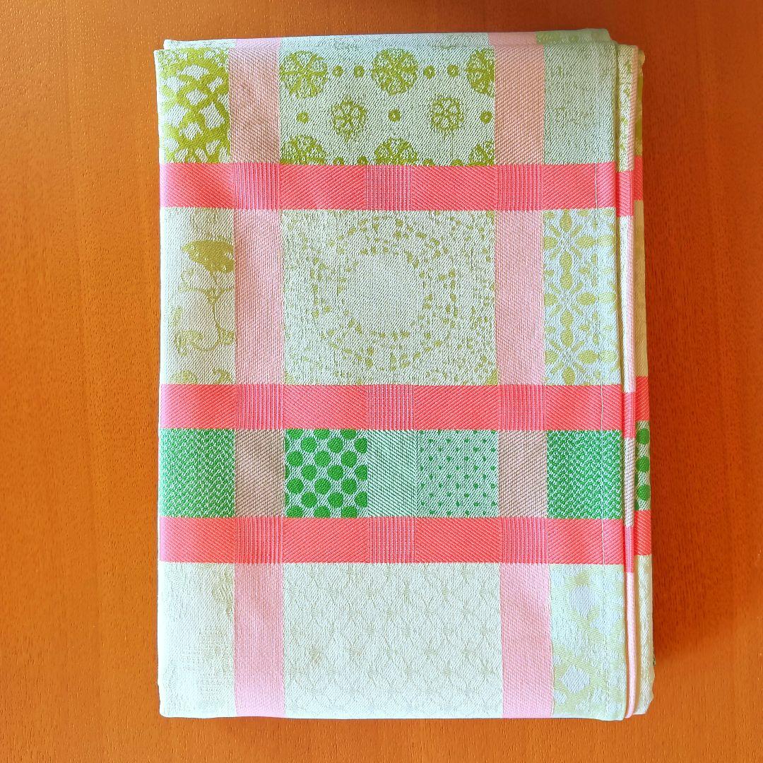 ガルニエ・ティエボーGARNIER THIEBAUT　テーブルクロス