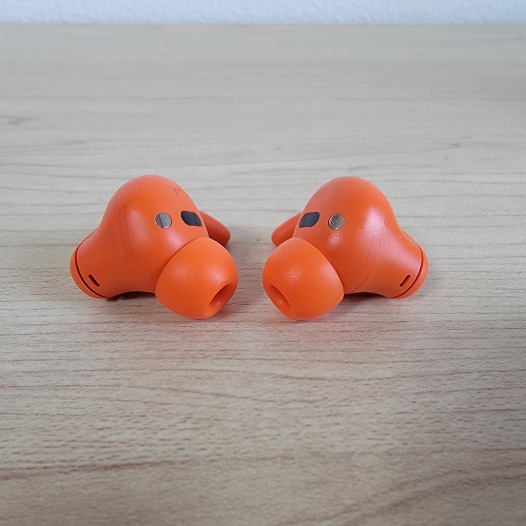 【ほぼ新品】Powerbeats Fit スパークオレンジ