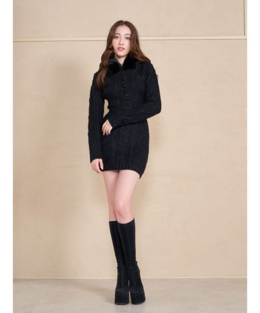 新品タグ付 ダーリッチ フードファーケーブルニットミニワンピース ブラック FL