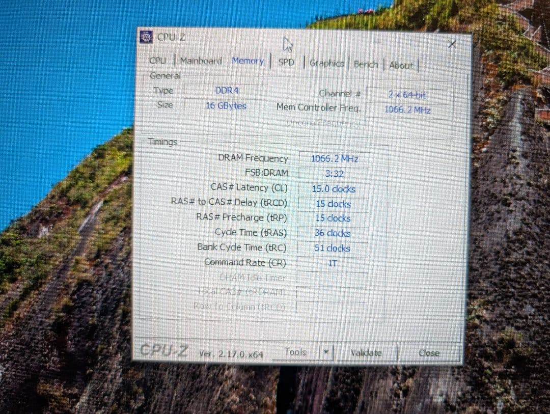 DDR4 8GB × 3枚　デスクトップ用メモリ