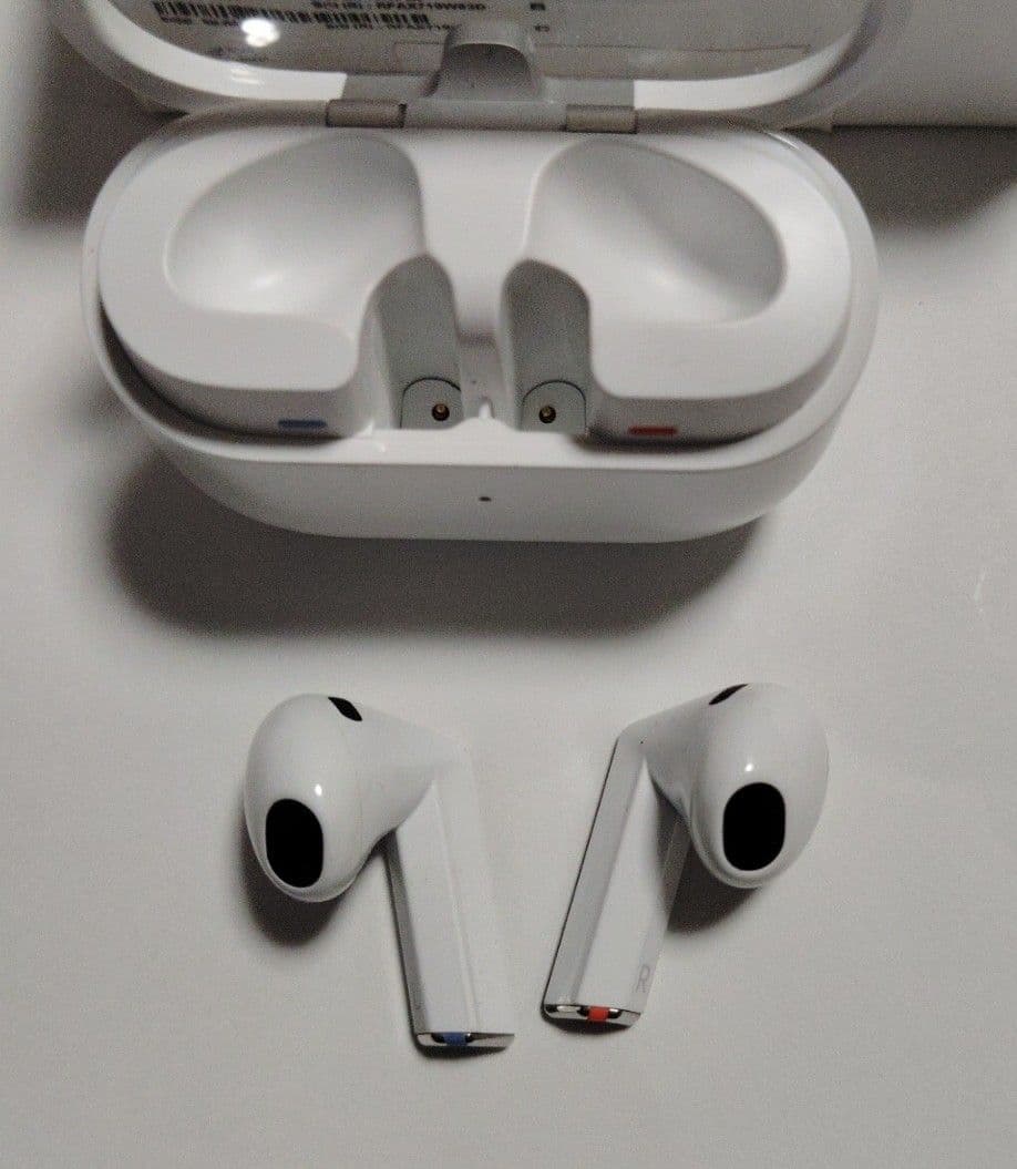 Samsung Galaxy Buds3 ワイヤレスイヤホン （美品）