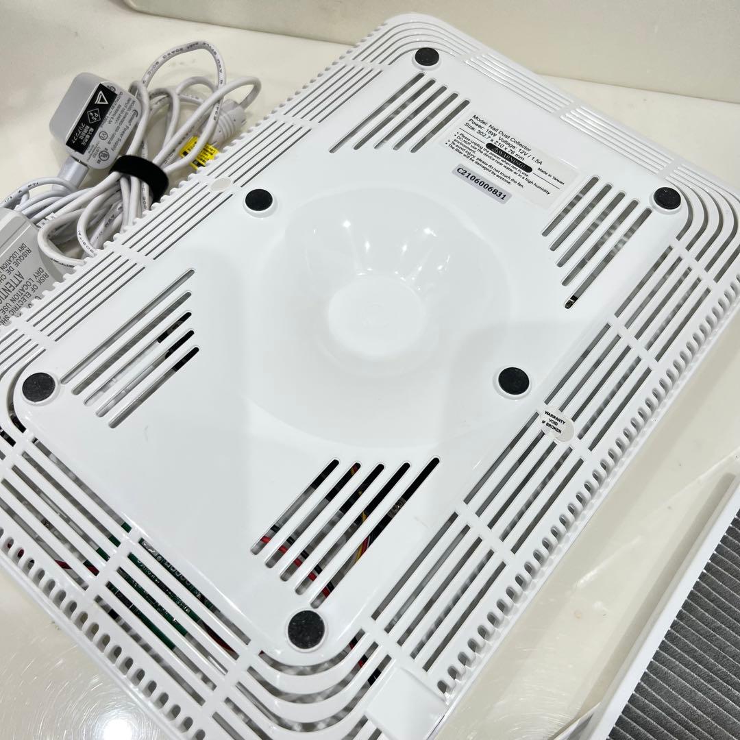 ①PREGEL レクシア サイクロン　ハンディライト　集塵機　ジェルネイル