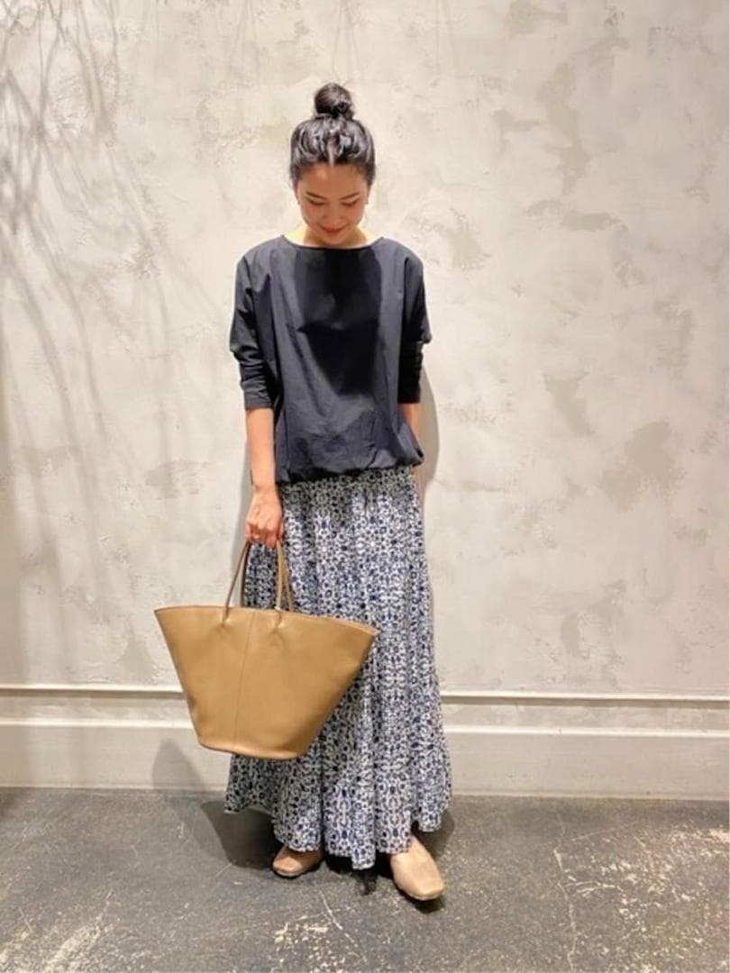 BEARDSLEY ビアズリー　シャツTシャツ　ブラック　洗える ブラウス