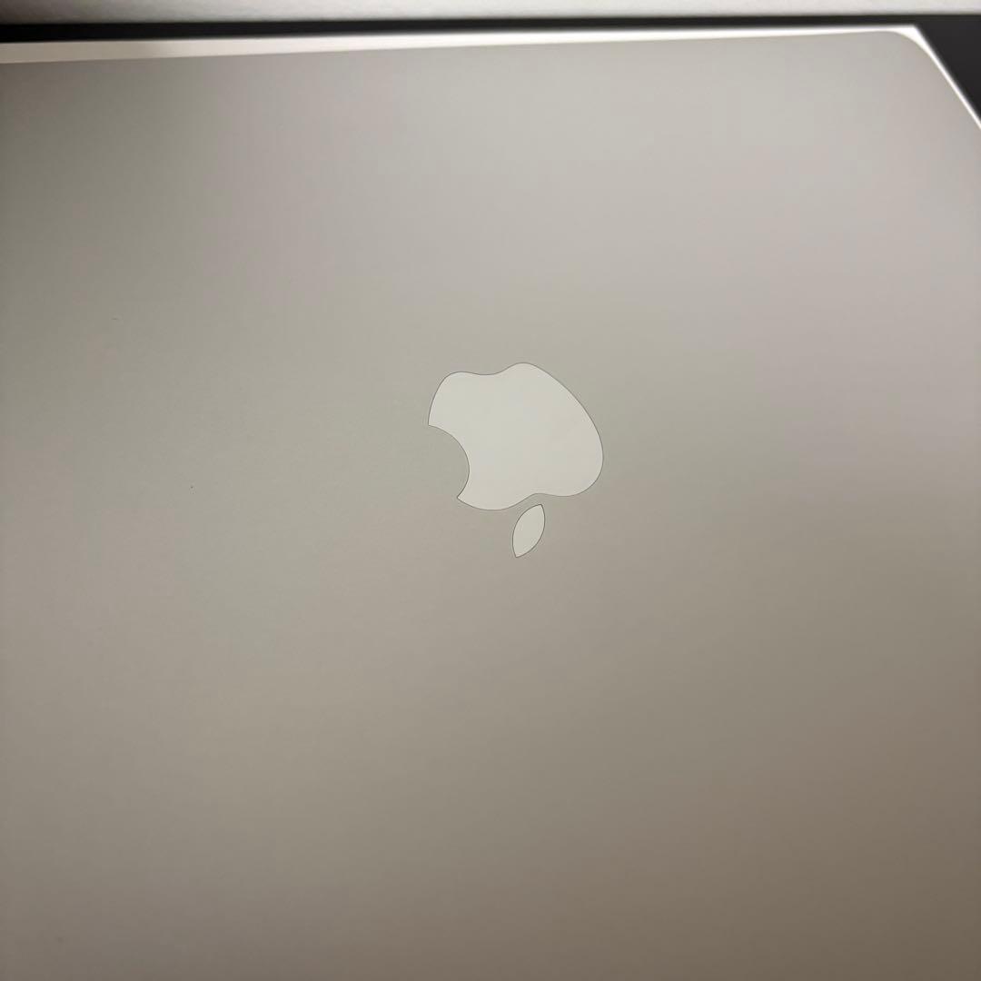 【美品】MacBook Air M1 2020/256GB/USキーボード