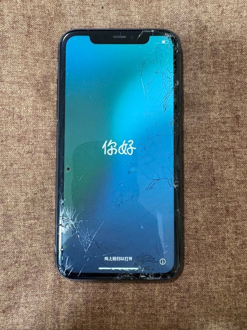 Apple iPhone 11 ブラック本体　ジャンク品