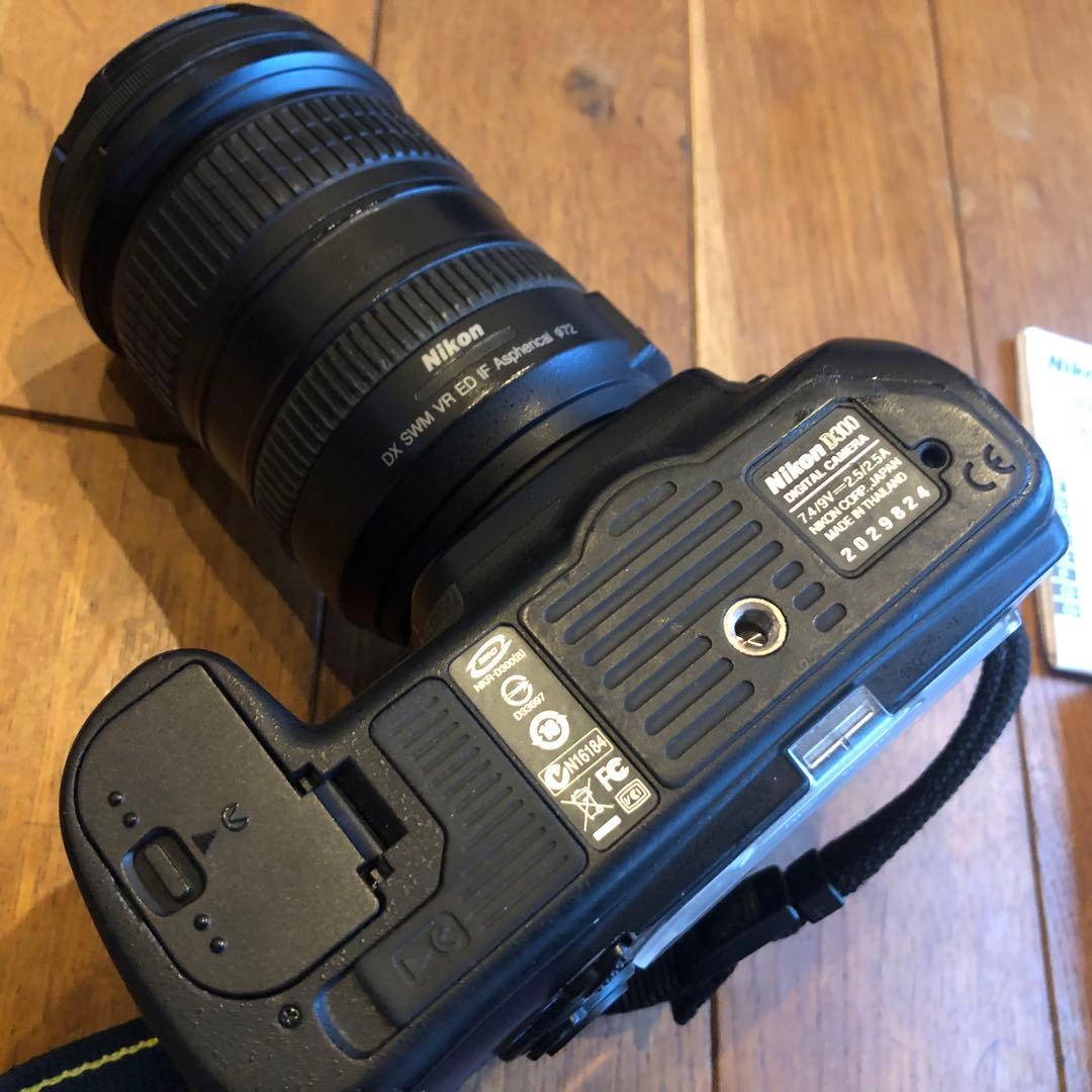 Nikon D300 デジタル一眼レフカメラ 18-200mmレンズ付き
