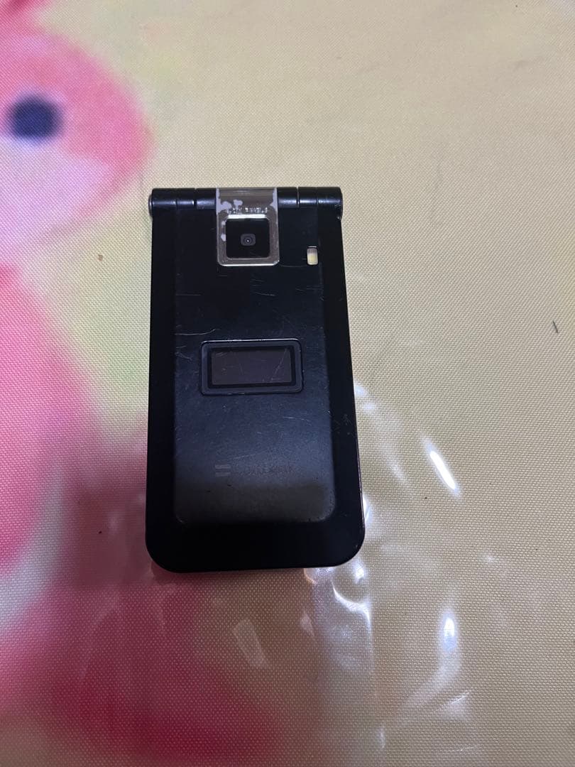 SoftBank 3台　docomo 1台の4台セット