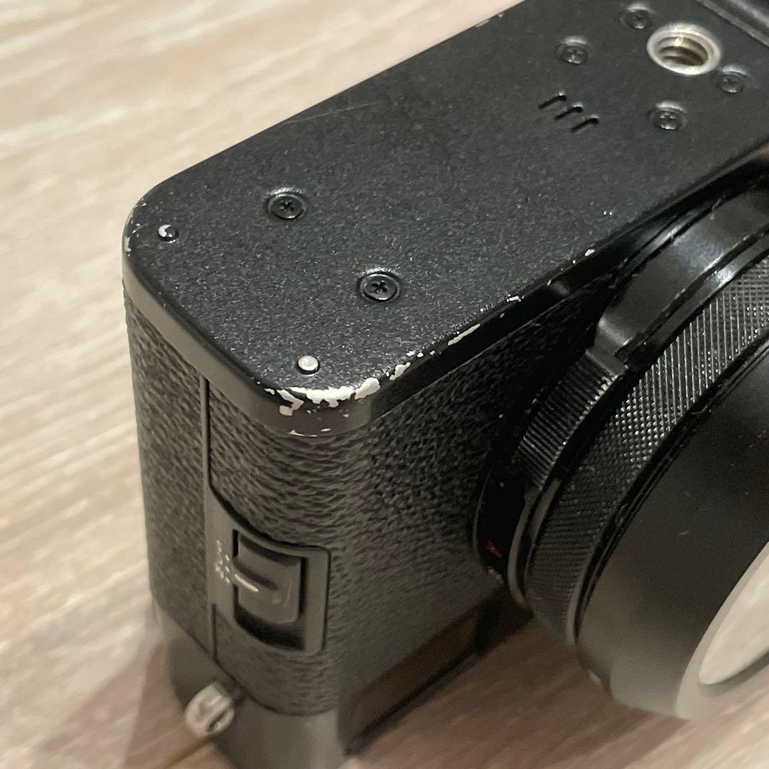 富士フイルム　X100f ブラック