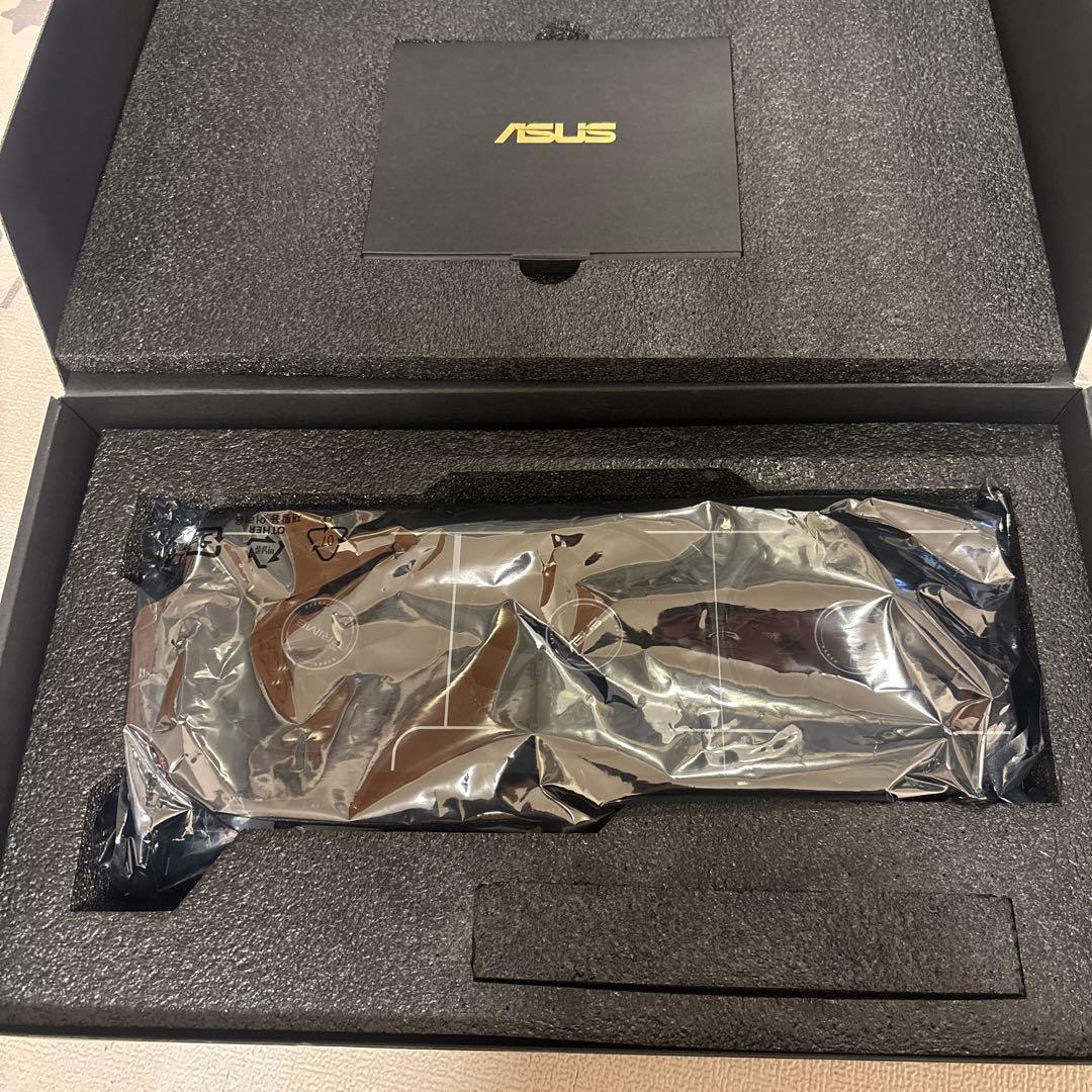 グラフィックボード・グラボ・ビデオカード ASUS AMD RADEON 9060XT 8G