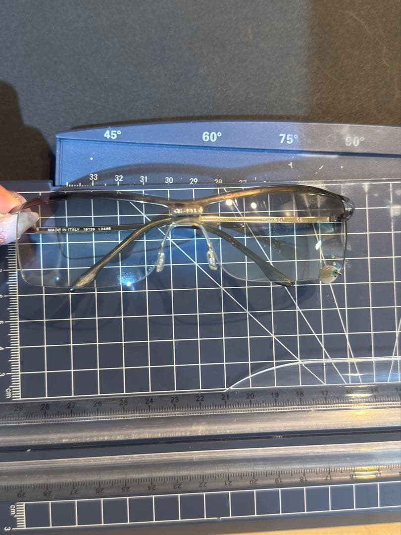 ヴィンテージCHANEL サングラスパール付 シルバー フレーム