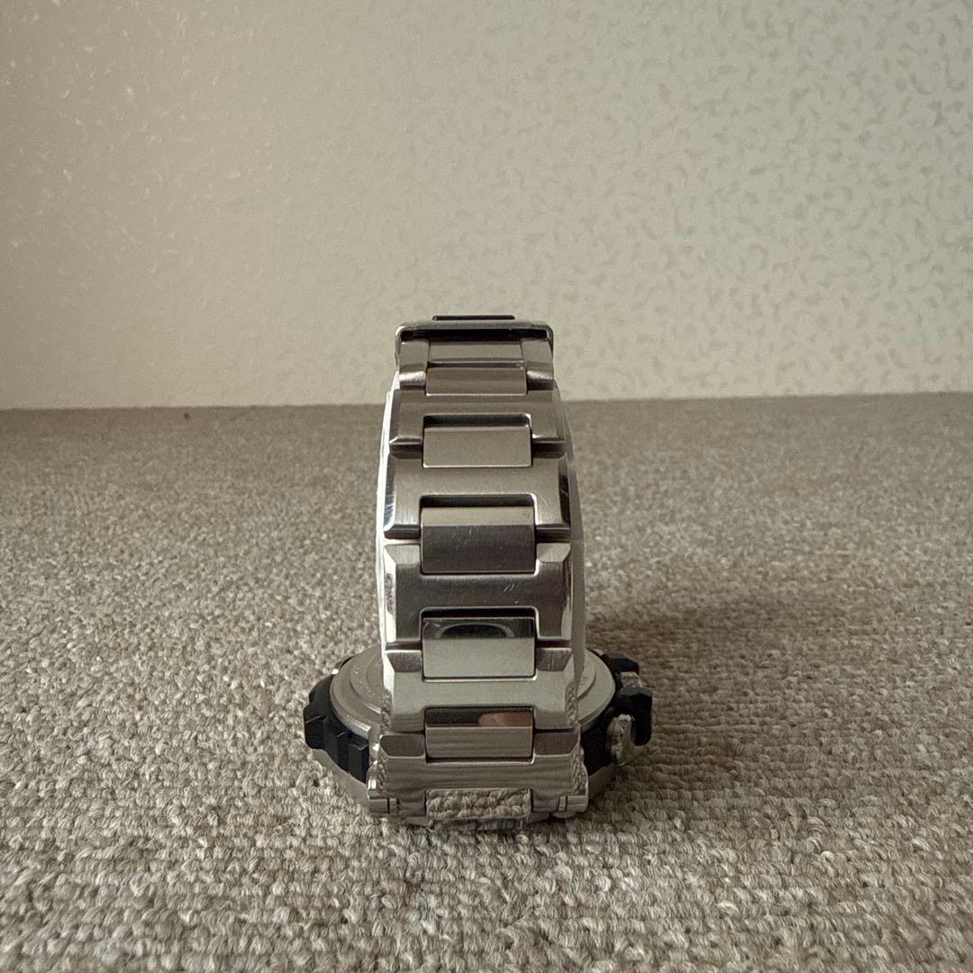 CASIO G-SHOCK MTG-B1000 腕時計