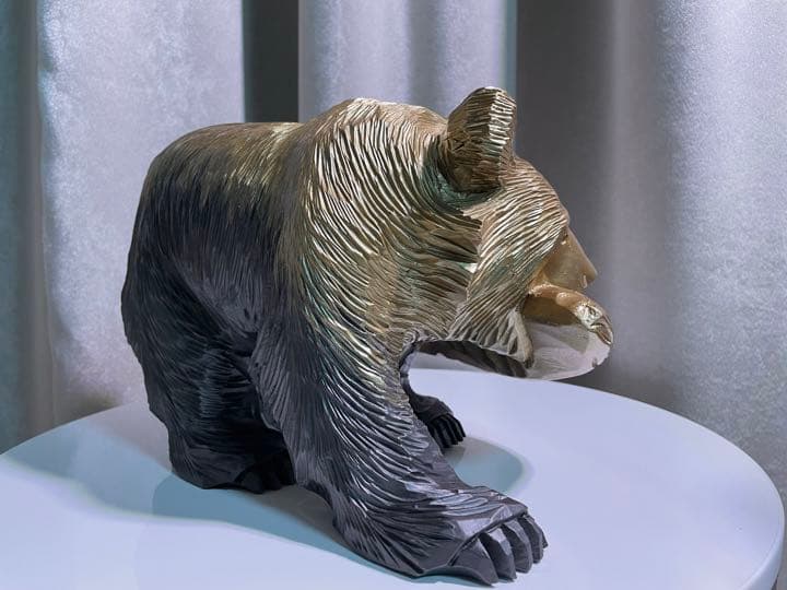 木彫りの熊　アップサイクルアート