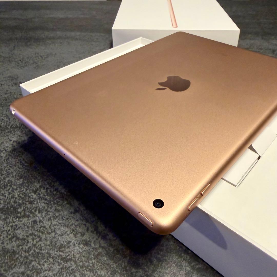 iPad8 超美品 32GB WiFiモデル ゴールド