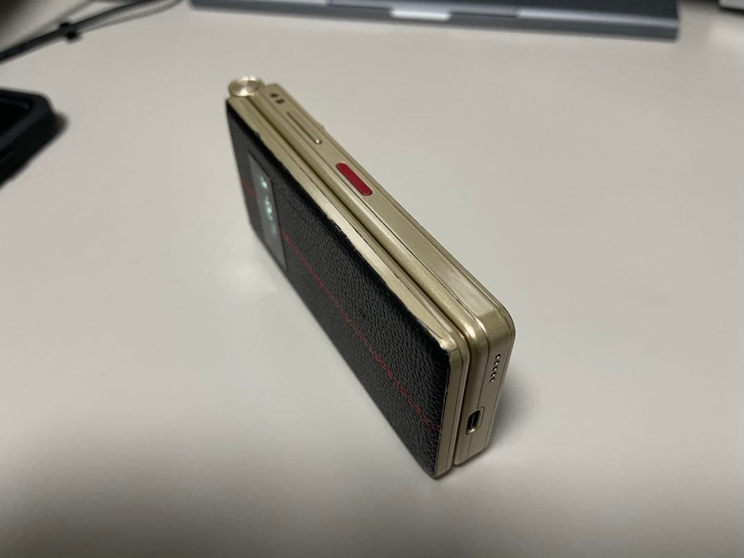 【中古】Mode1 RETROII/ROM 64GB/SIMフリー/金黒