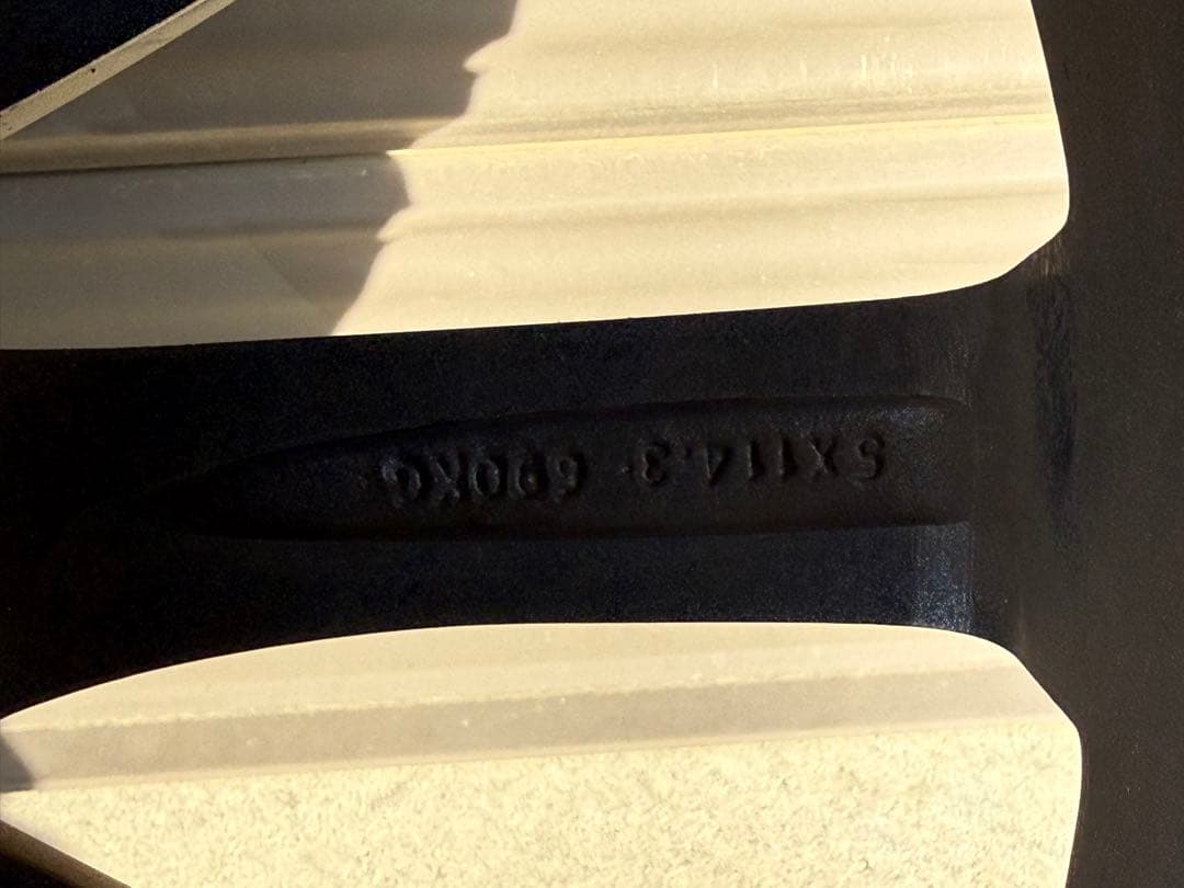 群馬県前橋市内引取225/65R17 スタッドレス　ホイールセット