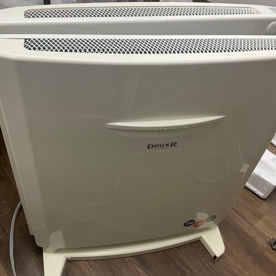 トヨトミEPH-121 遠赤外線パネルヒーター