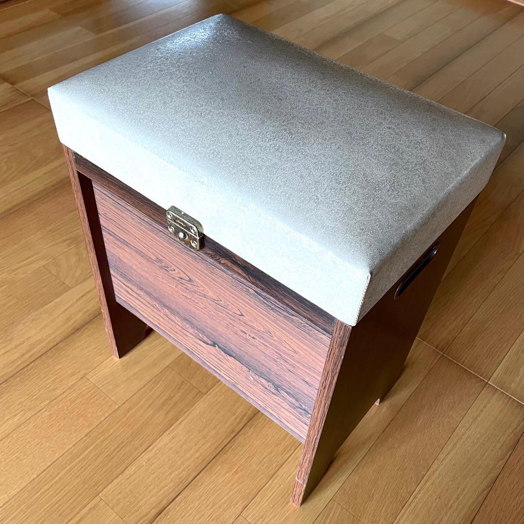 ◆昭和レトロ 収納付きスツール 小型椅子 木材 革張り ペイズリー柄 ゴールド④