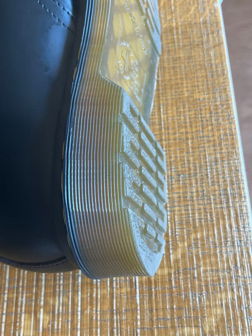 Dr. Martens ドクターマーチン　10085 AW006 UK10