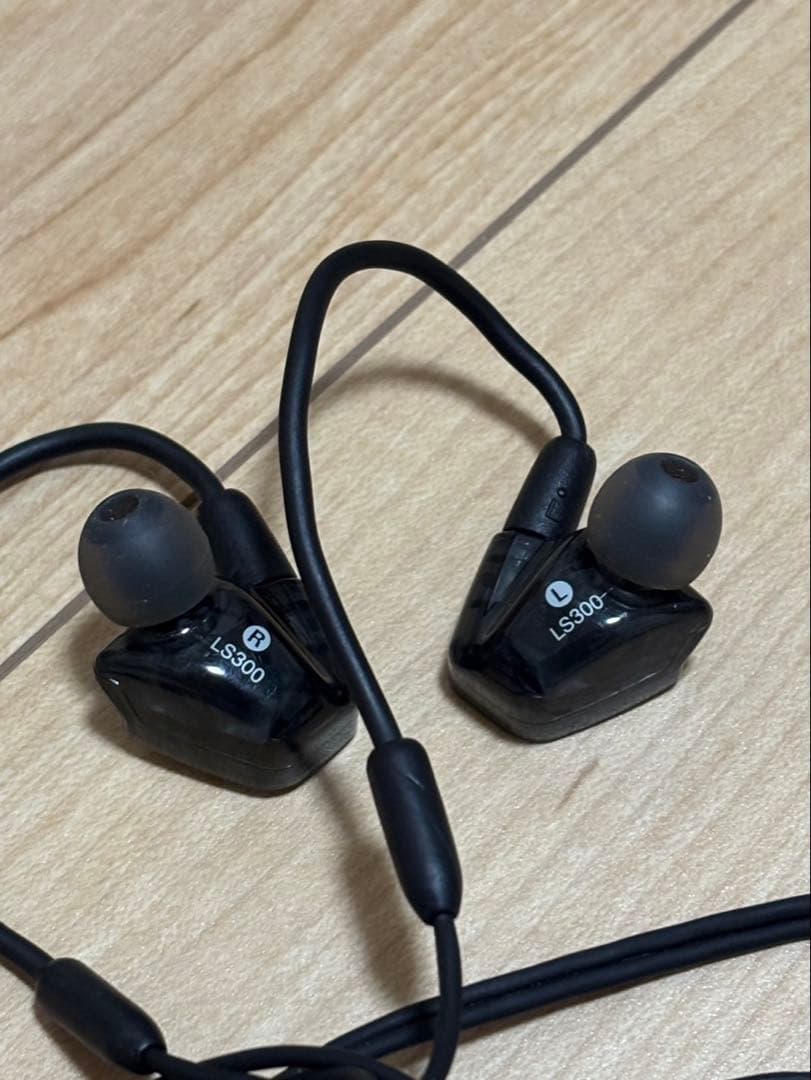 audio-technica イヤホン ATH-LS300
