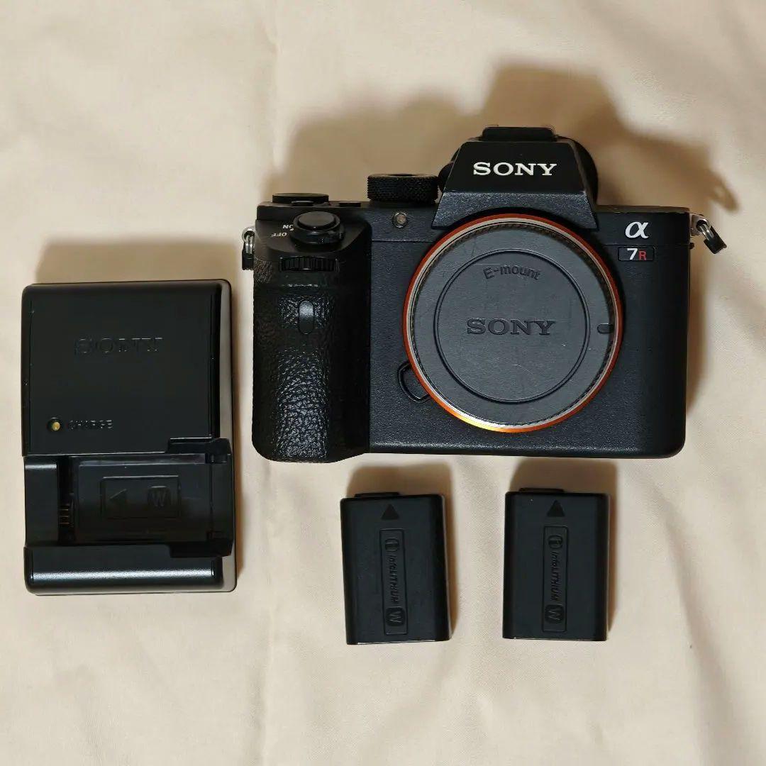 Sony ソニー α7R II（ILCE-7RM2）ボディ　本体　ミラーレス一眼