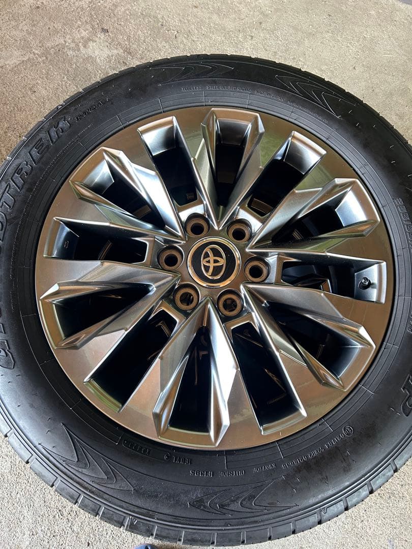 ランドクルーザー　300系　純正　20インチ　タイヤホイール4本セット