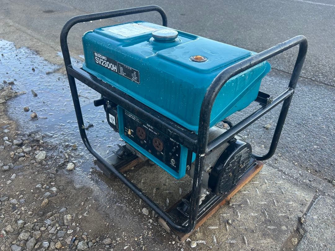 宮崎　SUZUKI 発電機 2.3KVA 100V ガソリン　洗車　キャンプ