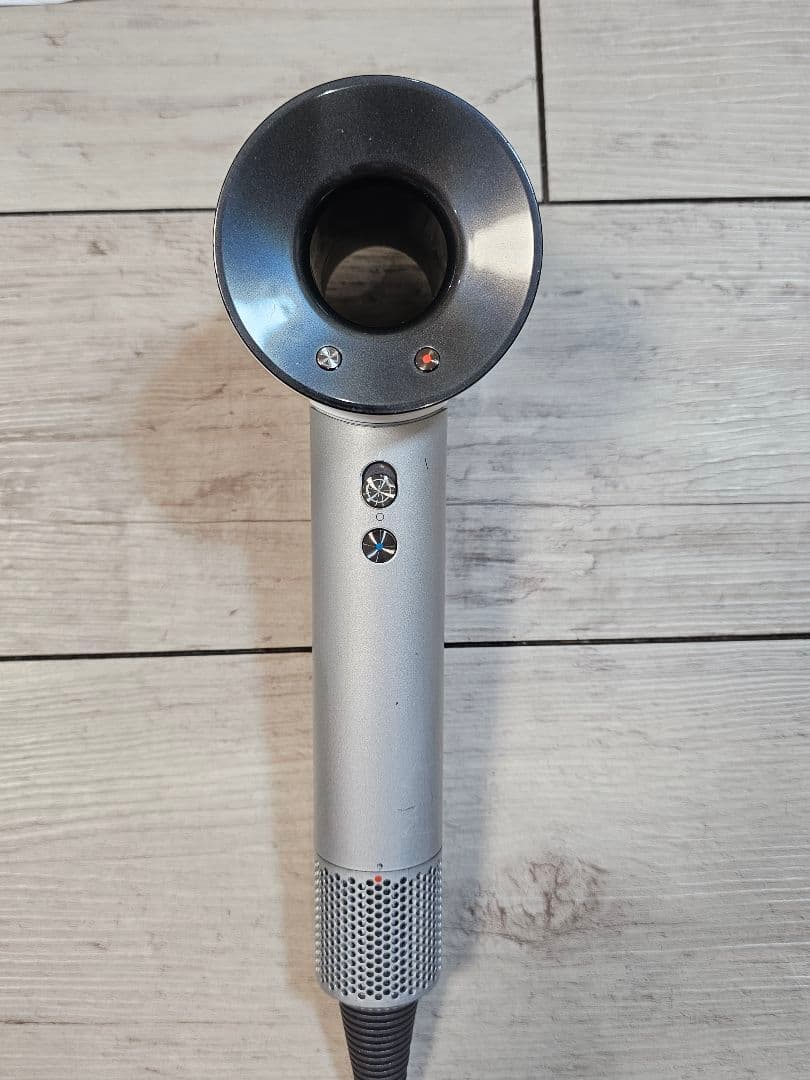 圧倒的最安　保証付き　ダイソン　メンテナンス済み　dyson hd03 01