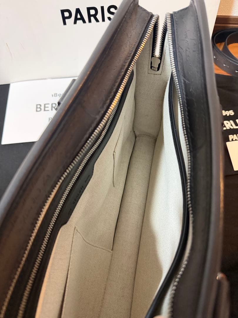 三連休値下　定価62万berlutiベルルッティ アンジュールミニブリーフケース