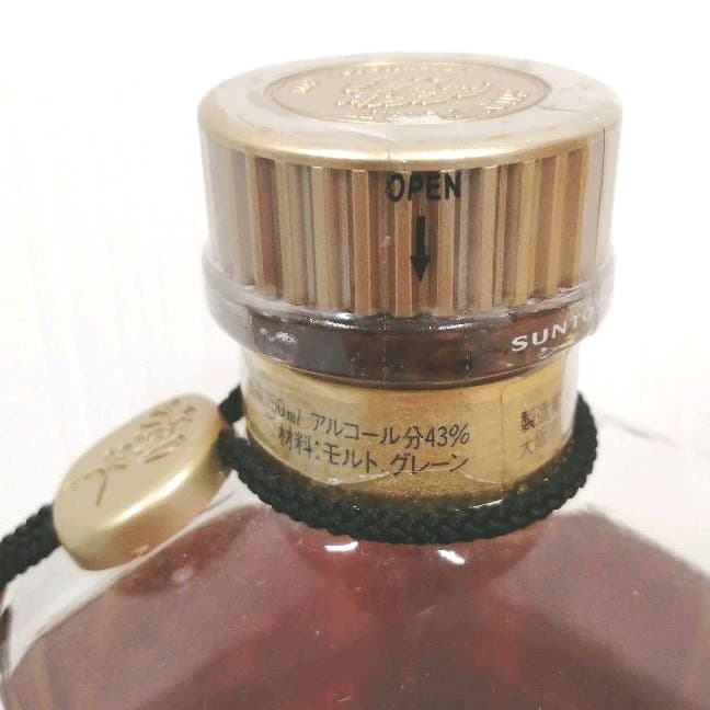 サントリー　響( 旧17年 )　金キャップ　美品　未開栓　K2118