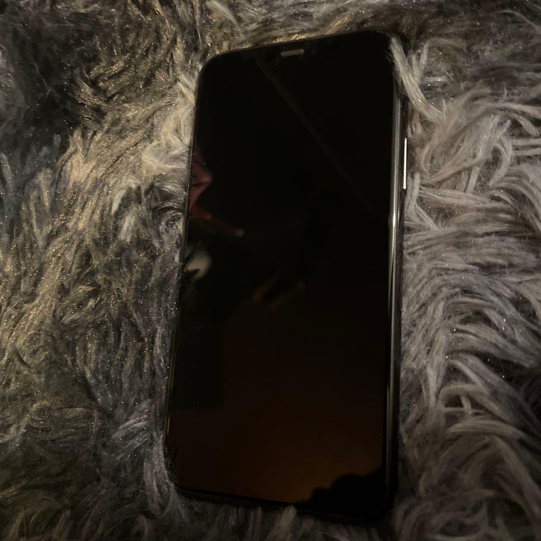 iphone11pro 最大容量100% SIMフリー