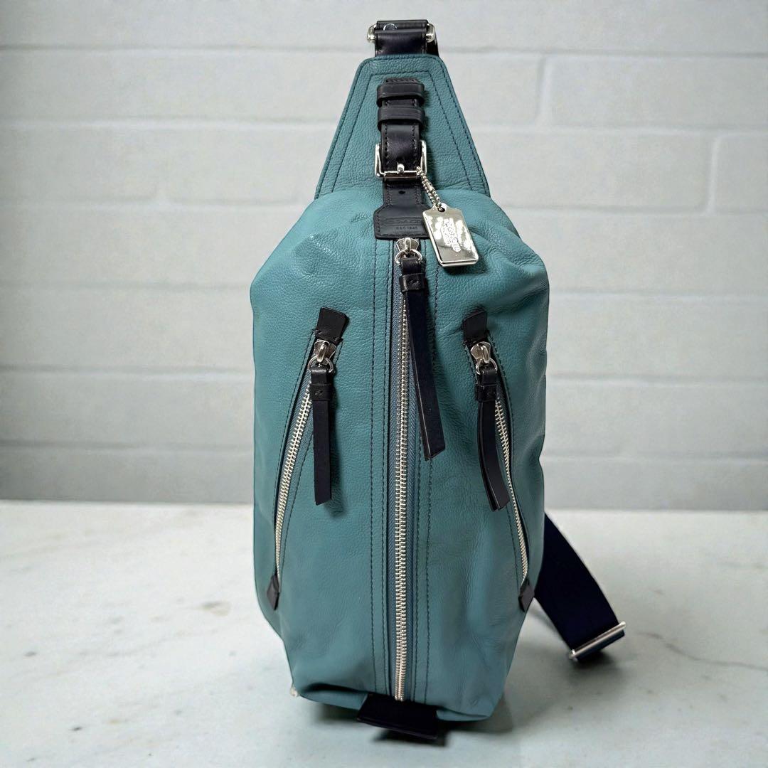 ✨希少色✨コーチ ボディバッグ トンプソン スリングバッグ クロスボディーレザー