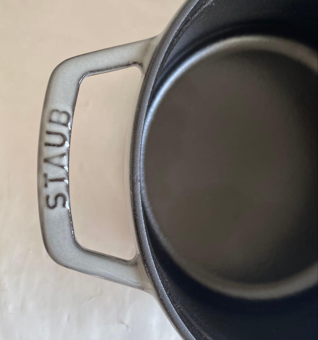 ストウブ　ピコ・ココット ラウンド　 22cm 箱無