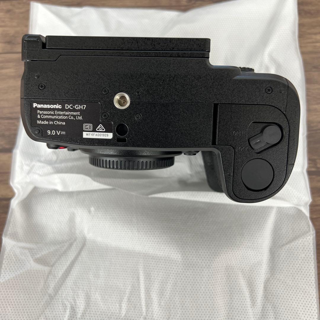 12672 LUMIX GH7 ミラーレスカメラ　panasonic