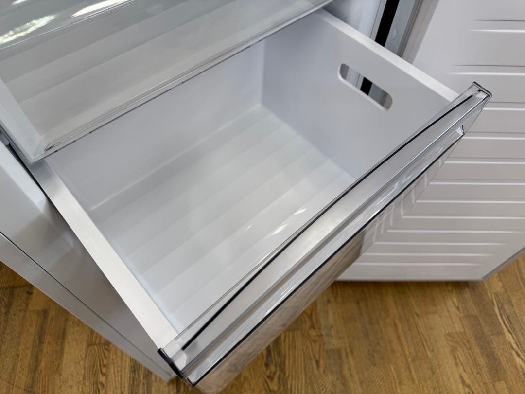 F085 Haier 大容量　冷凍庫　280L 右開き　2021年