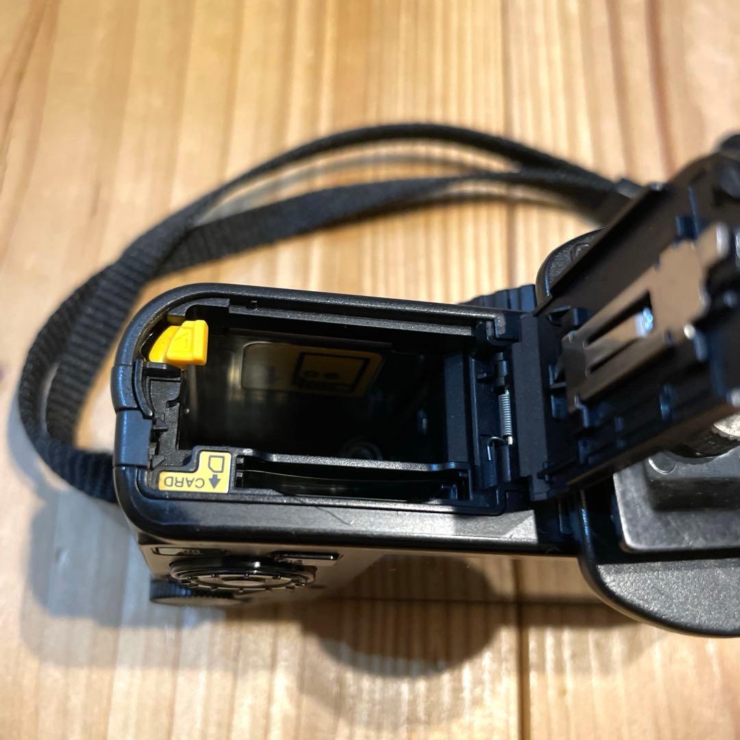 Nikon J1 カメラ 本体 レンズ 充電器 USBケーブル 使用説明書