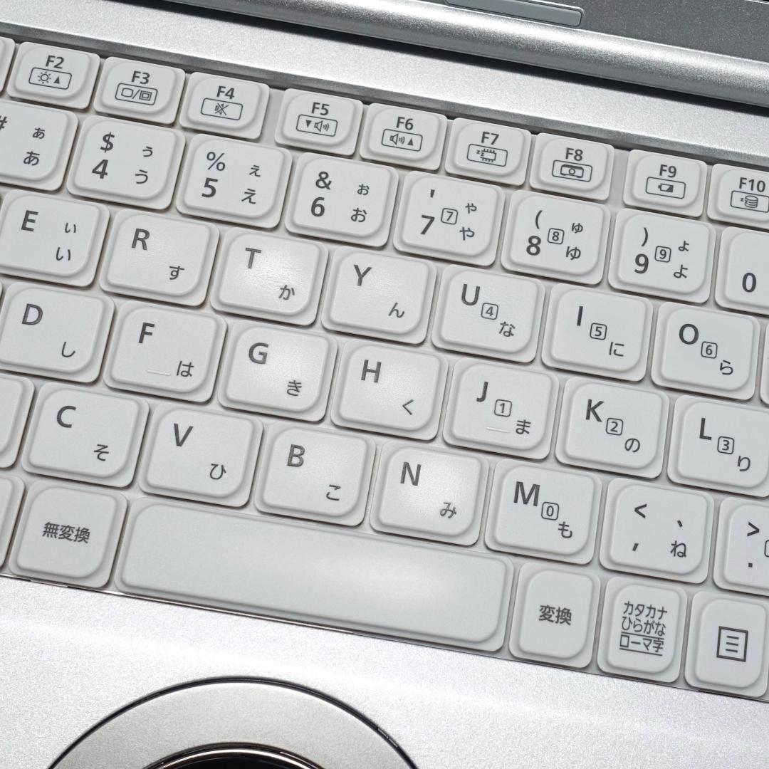 超高速大容量新品ＳＳＤ１ＴＢ搭載✨美品の神速モバイル✨１１世代ｉ５に大容量メモリ